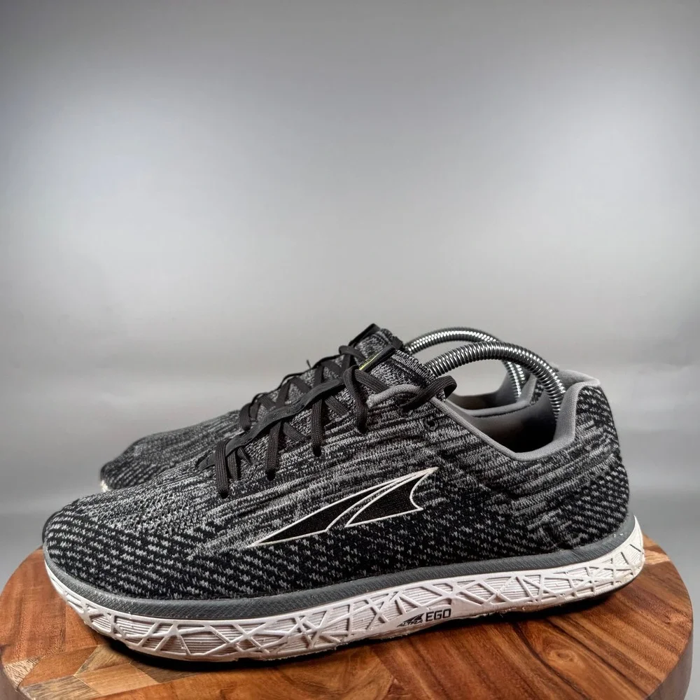 Altra Escalante 2 Mens 9 Black Gray Knit Zero Drop Running Shoes ALM1933G220